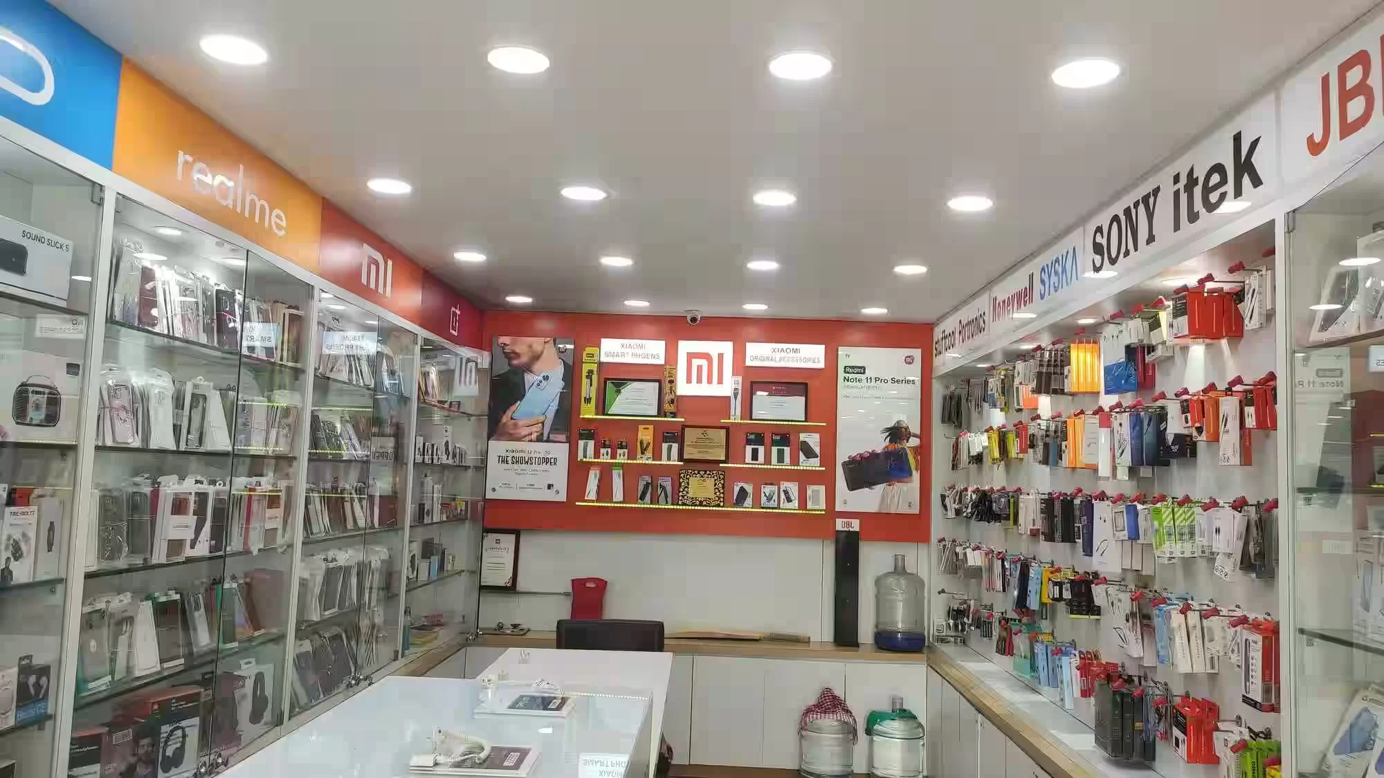 Yash Communication Store